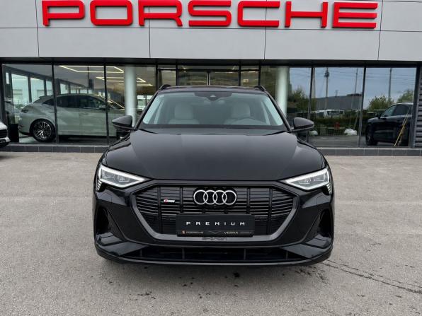 Audi e-tron I с пробегом 2022 года, цена 7 600 000 рублей, 547 км, внедорожник, Автокод Объявления