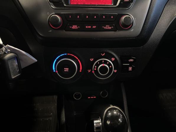 Kia Rio III с пробегом 2014 года, цена 1 030 000 рублей, 148307 км, седан, Автокод Объявления