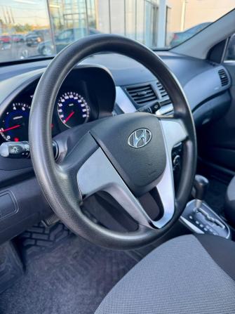Hyundai Solaris I с пробегом 2013 года, цена 885 000 рублей, 98842 км, седан, Автокод Объявления