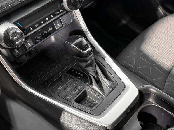 Toyota RAV4 V (XA50) с пробегом 2021 года, цена 2 800 000 рублей, 154364 км, внедорожник, Автокод Объявления