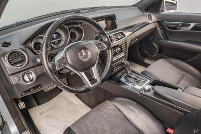 Mercedes-Benz C-Класс III (W204) Рестайлинг с пробегом 2013 года, цена 1 729 000 рублей, 291210 км, седан, Автокод Объявления