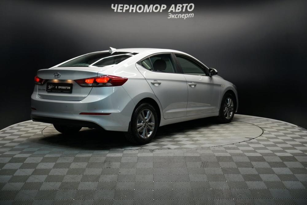 Hyundai Elantra VI (AD) Крым  - изображение 5