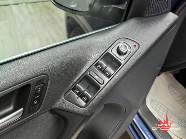Volkswagen Tiguan I Рестайлинг с пробегом 2013 года, цена 1 598 000 рублей, 101000 км, внедорожник, Автокод Объявления