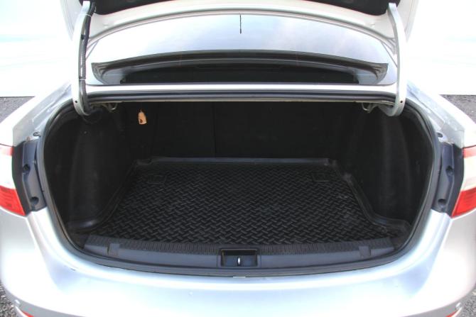 Renault Fluence I Рестайлинг с пробегом 2013 года, цена 573 300 рублей, 291422 км, седан, Автокод Объявления