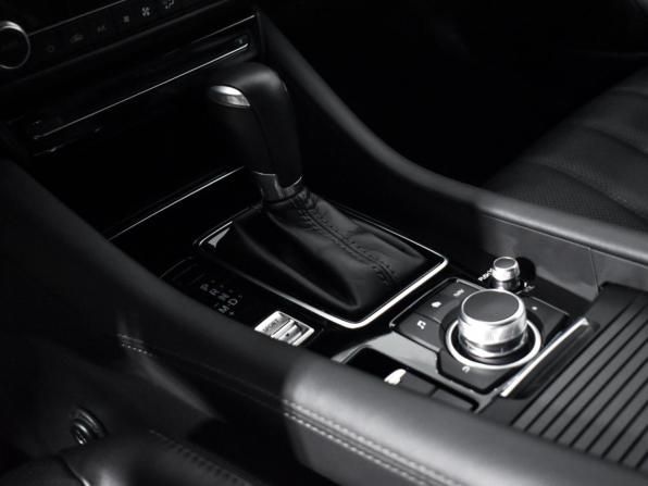 Mazda 6 III (GJ) Рестайлинг 2 с пробегом 2020 года, цена 2 448 990 рублей, 83216 км, седан, Автокод Объявления