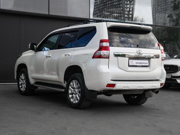 Toyota Land Cruiser Prado 150 Series Рестайлинг 1 с пробегом 2013 года, цена 2 980 000 рублей, 231916 км, внедорожник, Автокод Объявления