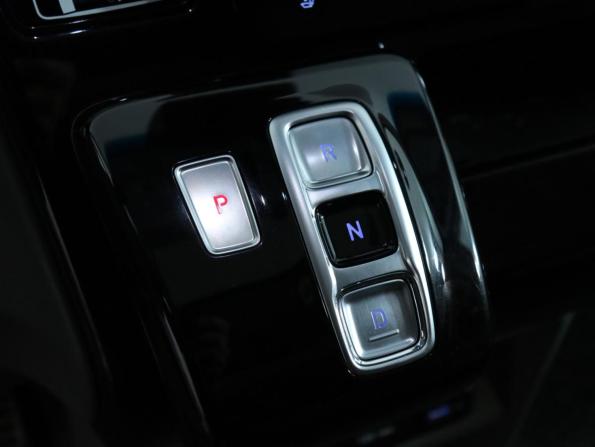 Hyundai Staria I с пробегом 2021 года, цена 4 790 000 рублей, 74230 км, минивэн, Автокод Объявления