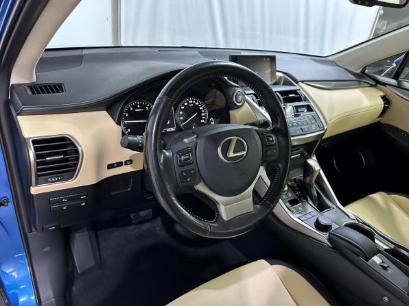 Lexus NX I с пробегом 2016 года, цена 3 040 000 рублей, 56848 км, внедорожник, Автокод Объявления