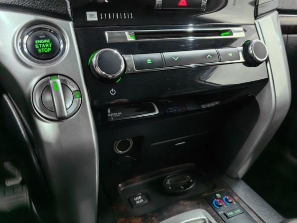 Toyota Land Cruiser 200 Series Рестайлинг 1 с пробегом 2012 года, цена 4 250 000 рублей, 200000 км, внедорожник, Автокод Объявления