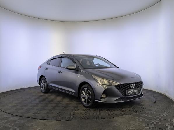 Hyundai Solaris II Рестайлинг с пробегом 2020 года, цена 1 550 000 рублей, 92387 км, седан, Автокод Объявления
