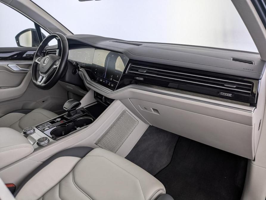 Volkswagen Touareg III Москва  - изображение 13
