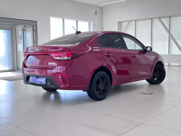 Kia Rio IV с пробегом 2018 года, цена 1 350 000 рублей, 139871 км, седан, Автокод Объявления
