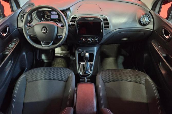 Renault Kaptur I с пробегом 2018 года, цена 1 275 000 рублей, 109732 км, внедорожник, Автокод Объявления