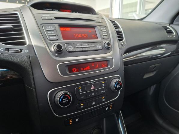 Kia Sorento II Рестайлинг с пробегом 2019 года, цена 2 399 000 рублей, 75713 км, внедорожник, Автокод Объявления