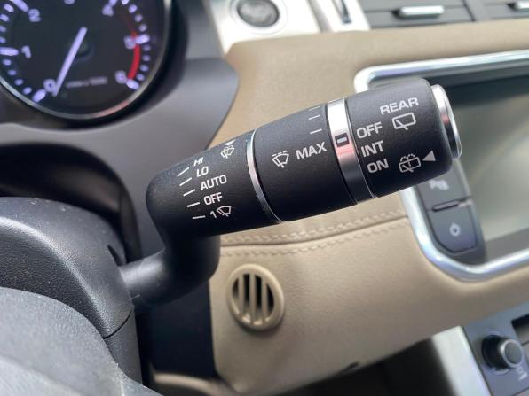 Land Rover Range Rover Evoque I с пробегом 2014 года, цена 1 600 000 рублей, 294700 км, внедорожник, Автокод Объявления
