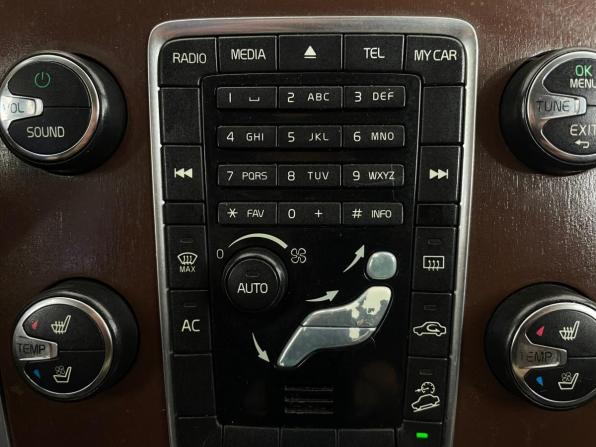 Volvo XC70 II с пробегом 2012 года, цена 1 261 000 рублей, 358962 км, универсал, Автокод Объявления
