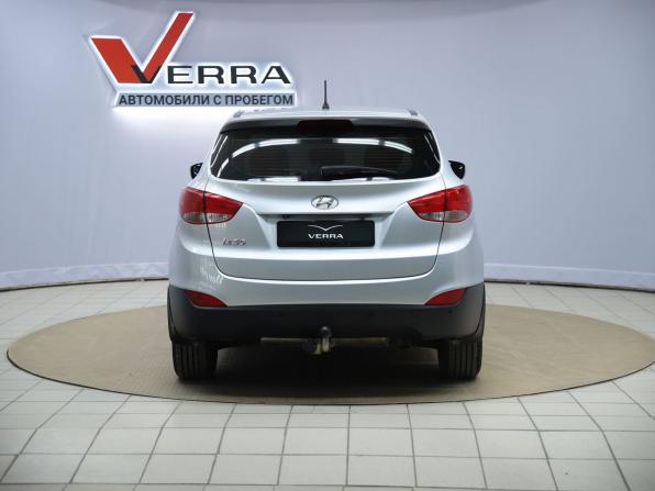 Hyundai ix35 I Рестайлинг с пробегом 2013 года, цена 1 130 000 рублей, 221625 км, внедорожник, Автокод Объявления