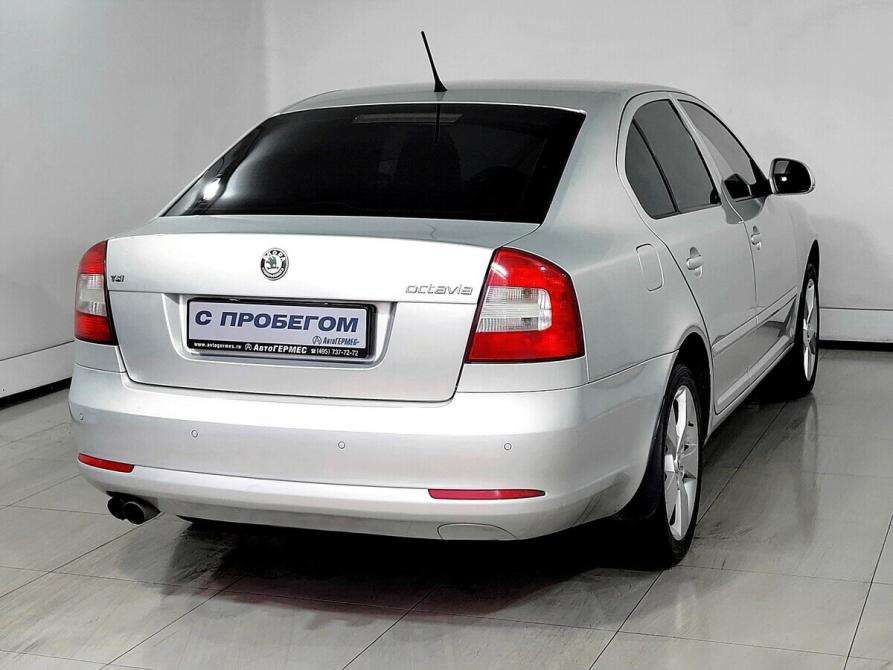 Skoda Octavia II (A5) Рестайлинг Москва  - изображение 4