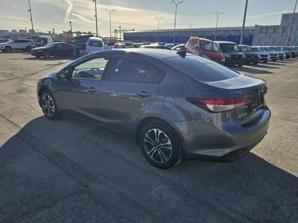 Kia Cerato III Рестайлинг (Classic) с пробегом 2017 года, цена 1 539 995 рублей, 107074 км, седан, Автокод Объявления