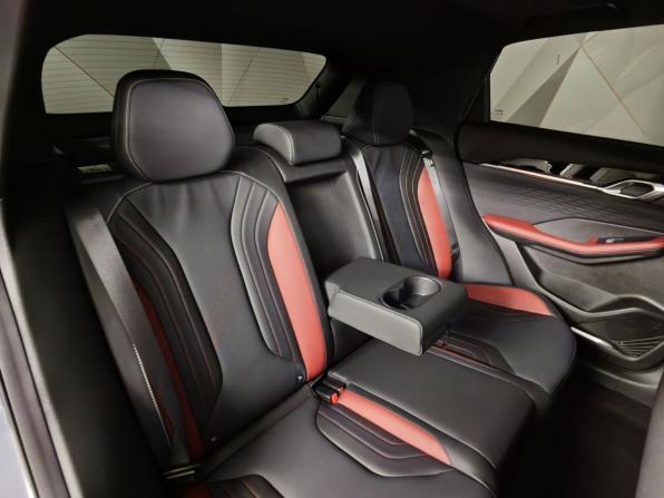 Geely Coolray I Рестайлинг с пробегом 2024 года, цена 2 449 000 рублей, 19107 км, внедорожник, Автокод Объявления
