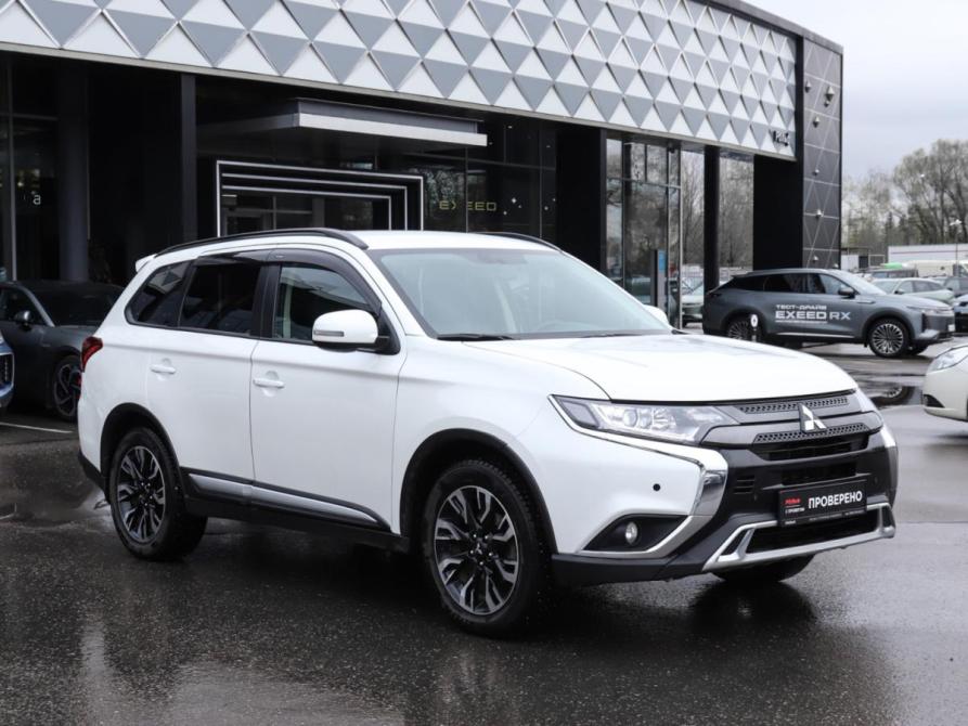 Mitsubishi Outlander III Рестайлинг 3 Москва  - изображение 3