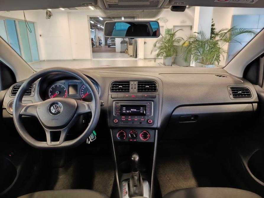 Volkswagen Polo V Рестайлинг Санкт-Петербург  - изображение 9