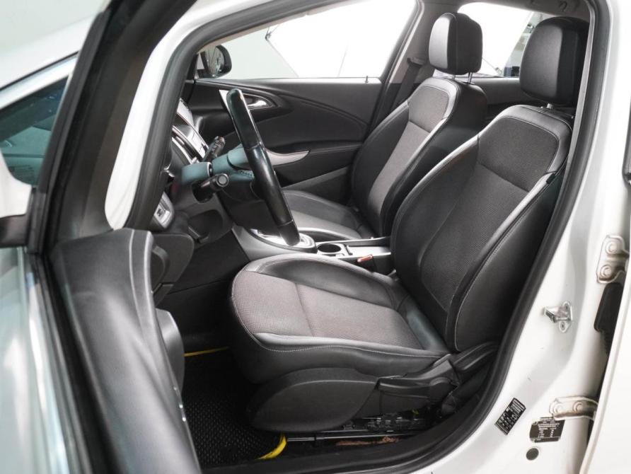 Opel Astra J Воронеж  - изображение 10
