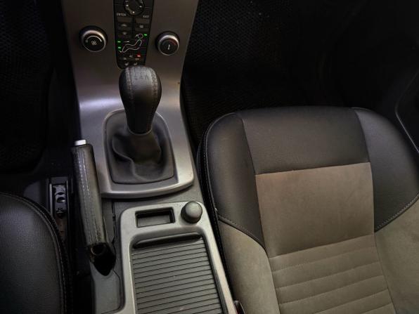 Volvo S40 II Рестайлинг с пробегом 2007 года, цена 440 000 рублей, 357226 км, седан, Автокод Объявления
