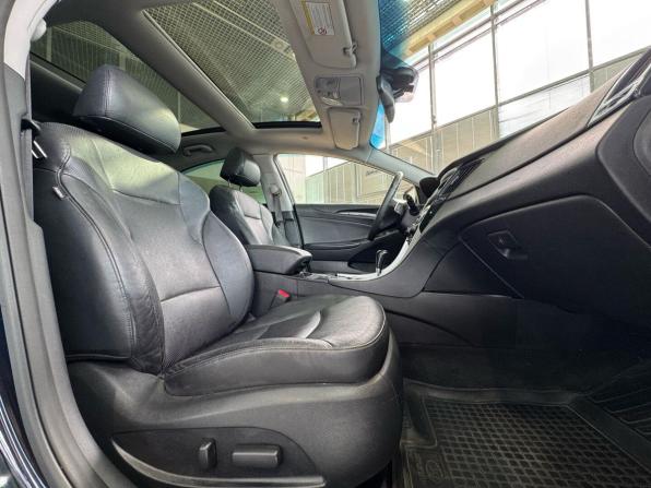 Hyundai Sonata VI (YF) с пробегом 2012 года, цена 1 410 000 рублей, 95036 км, седан, Автокод Объявления
