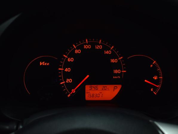 Toyota Vitz III (XP130) Рестайлинг с пробегом 2015 года, цена 719 999 рублей, 158301 км, хэтчбек, Автокод Объявления