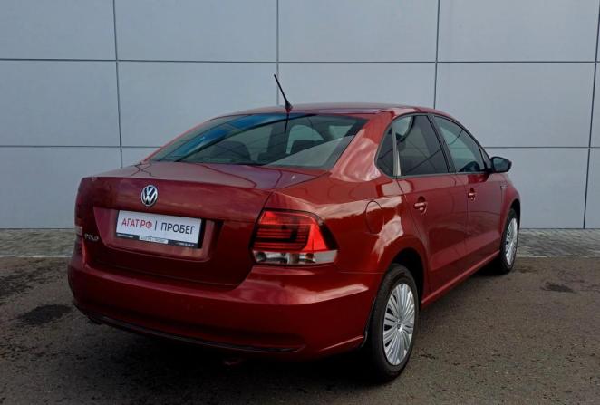 Volkswagen Polo V Рестайлинг с пробегом 2016 года, цена 930 000 рублей, 216355 км, седан, Автокод Объявления