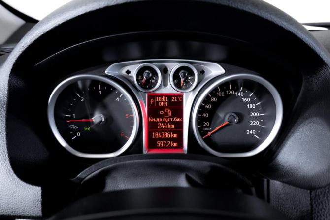Ford Kuga I с пробегом 2011 года, цена 940 000 рублей, 184386 км, внедорожник, Автокод Объявления