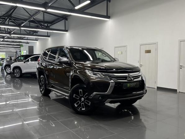 Mitsubishi Pajero Sport III с пробегом 2018 года, цена 2 995 000 рублей, 184211 км, внедорожник, Автокод Объявления