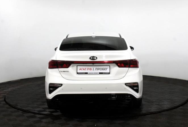 Kia Cerato III Рестайлинг (Classic) с пробегом 2020 года, цена 1 960 000 рублей, 74767 км, седан, Автокод Объявления