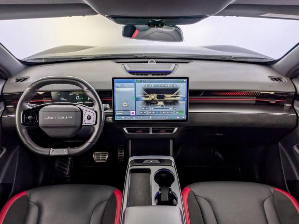 JETOUR DASHING I с пробегом 2024 года, цена 2 050 000 рублей, 39284 км, внедорожник, Автокод Объявления