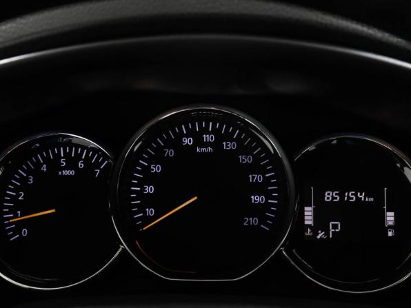 Renault Logan II Рестайлинг с пробегом 2019 года, цена 1 182 715 рублей, 85152 км, седан, Автокод Объявления