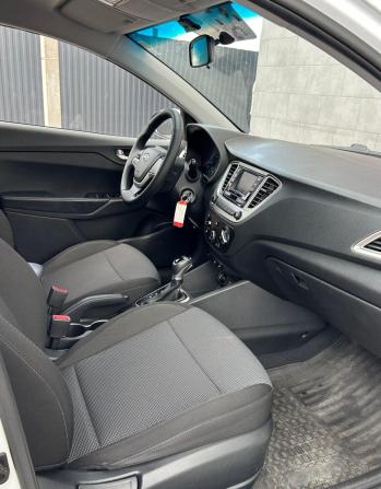 Hyundai Solaris II Рестайлинг с пробегом 2021 года, цена 1 400 000 рублей, 101245 км, седан, Автокод Объявления