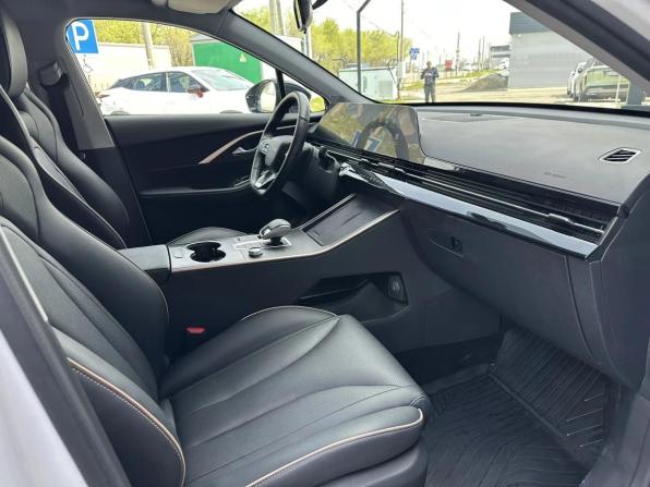 Omoda C5 I с пробегом 2024 года, цена 1 675 000 рублей, 49570 км, внедорожник, Автокод Объявления