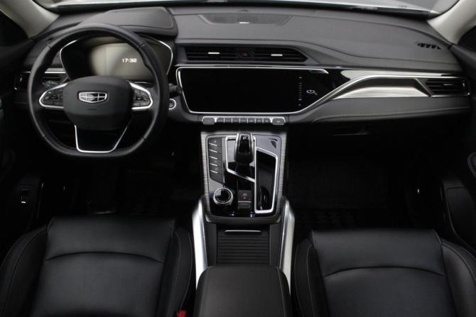 Geely Atlas Pro с пробегом 2024 года, цена 2 300 000 рублей, 34506 км, внедорожник, Автокод Объявления