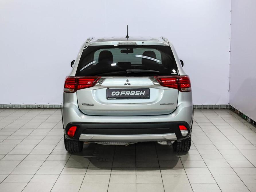 Mitsubishi Outlander III Рестайлинг 2 Ростов-на-Дону  - изображение 4