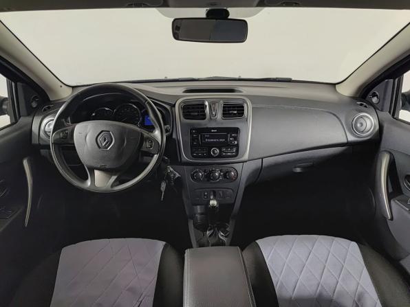 Renault Logan II с пробегом 2017 года, цена 875 000 рублей, 119000 км, седан, Автокод Объявления