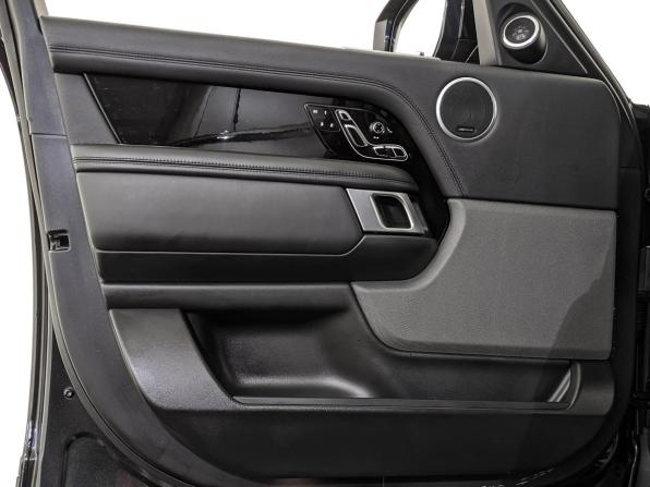 Land Rover Range Rover IV Рестайлинг с пробегом 2018 года, цена 6 300 000 рублей, 80981 км, внедорожник, Автокод Объявления