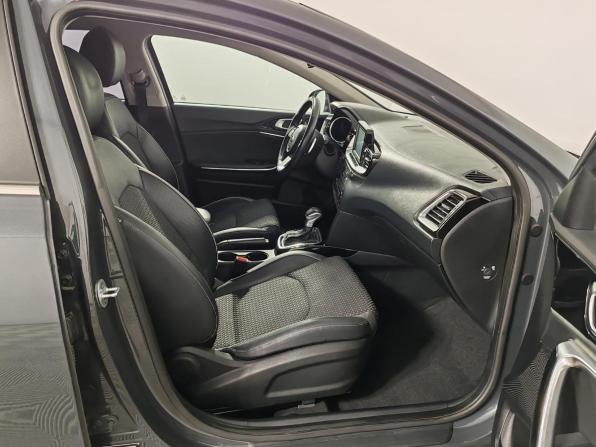 Kia Ceed III с пробегом 2019 года, цена 1 699 000 рублей, 78979 км, хэтчбек, Автокод Объявления