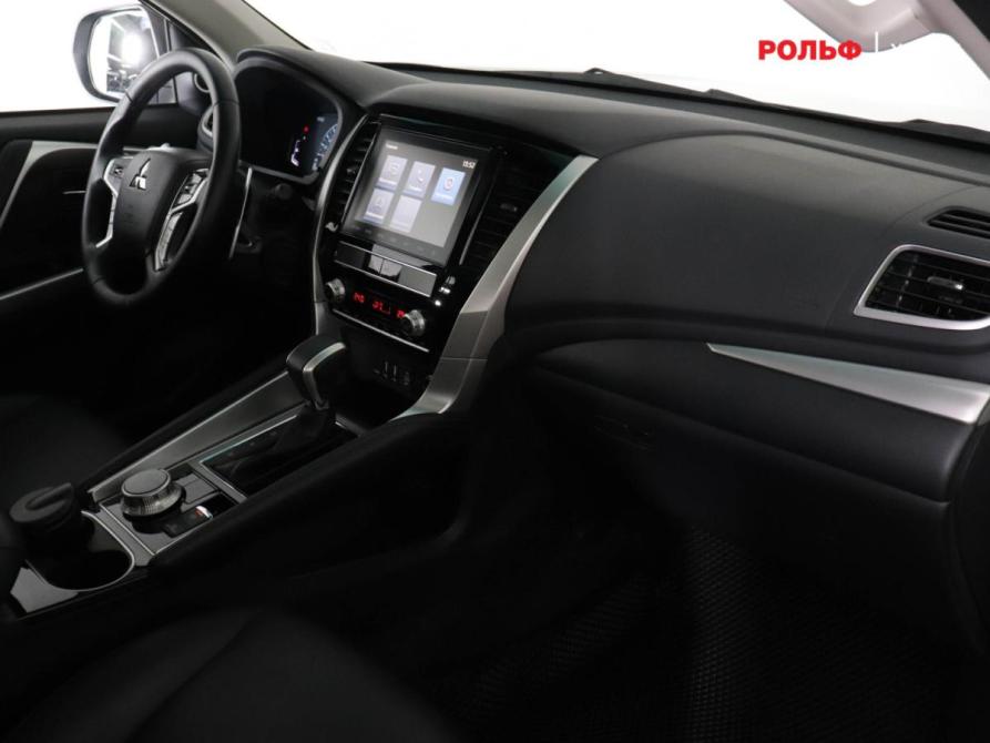 Mitsubishi Montero Sport III Рестайлинг Химки  - изображение 12
