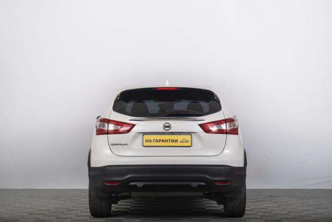 Nissan Qashqai II с пробегом 2018 года, цена 1 849 000 рублей, 54800 км, внедорожник, Автокод Объявления