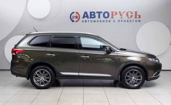 Mitsubishi Outlander III Рестайлинг 2 с пробегом 2016 года, цена 1 899 000 рублей, 162316 км, внедорожник, Автокод Объявления