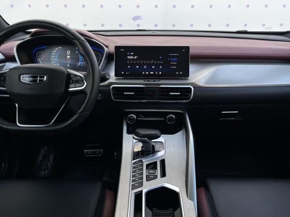 Geely Coolray I с пробегом 2023 года, цена 1 920 000 рублей, 44009 км, внедорожник, Автокод Объявления