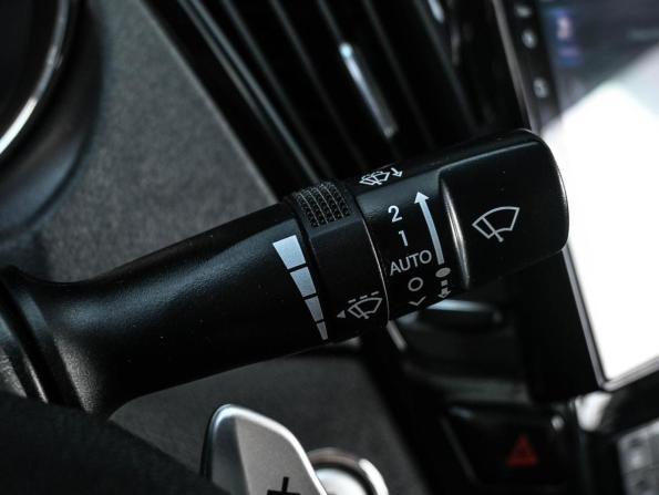Hyundai Sonata VI (YF) с пробегом 2010 года, цена 1 299 000 рублей, 187627 км, седан, Автокод Объявления