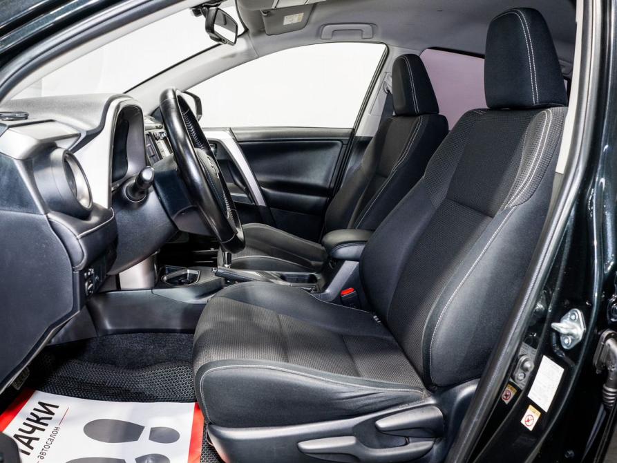 Toyota RAV4 IV (XA40) Рестайлинг Чита  - изображение 5