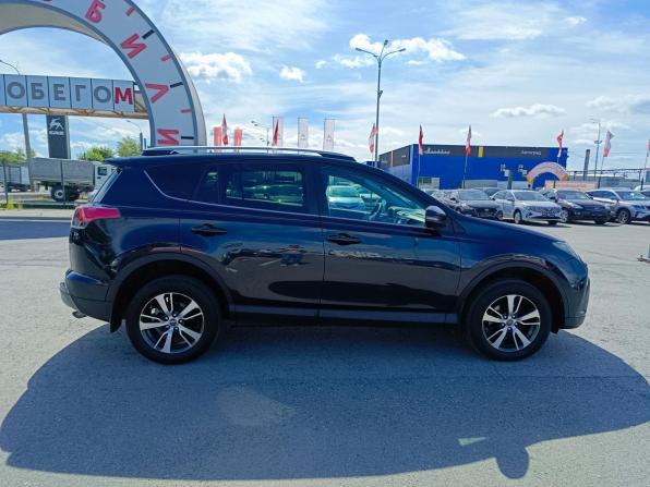Toyota RAV4 IV (XA40) Рестайлинг с пробегом 2017 года, цена 1 899 995 рублей, 195001 км, внедорожник, Автокод Объявления